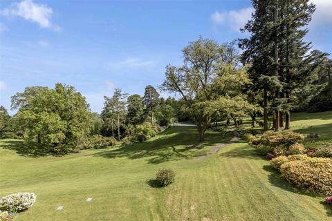 2 bedroom apartment for sale, Lythe Hill Park, Haslemere