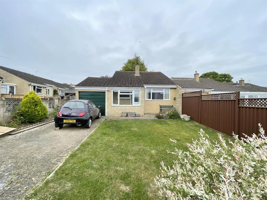 Paynes Meadow, Whitminster, Gloucester 2 bed semidetached bungalow for