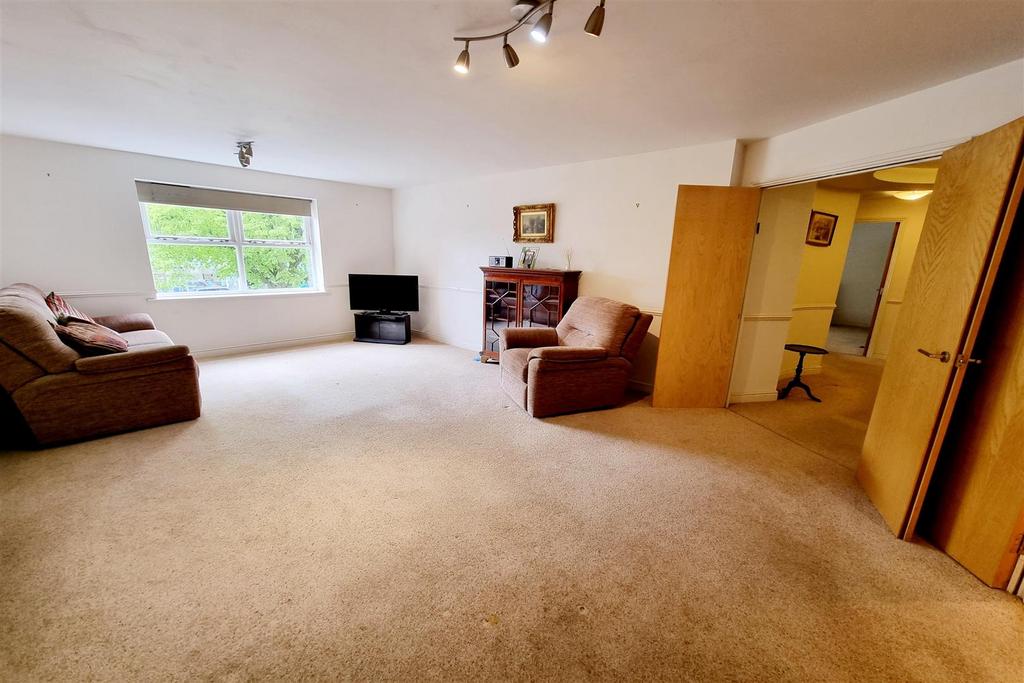 Reception room: