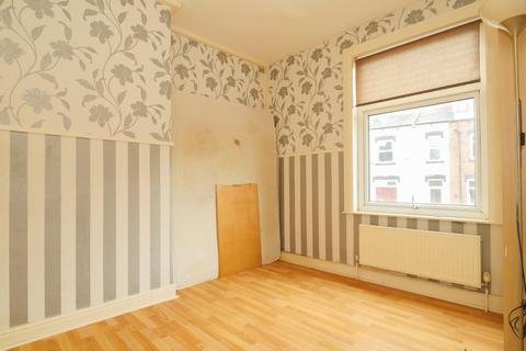 26 Aberdeen Walk, Leeds, LS12 3SB