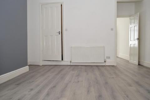 1 School Road, Oldham, OL8 4SL