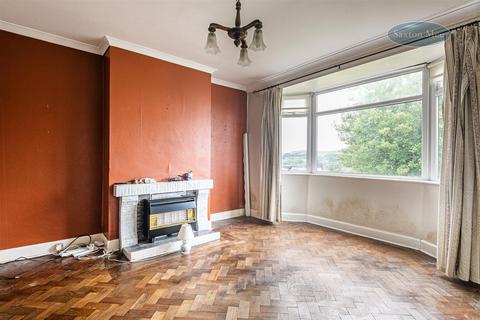 10 Linden Crescent, Stocksbridge, Sheffield, S36 1DF