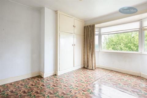10 Linden Crescent, Stocksbridge, Sheffield, S36 1DF