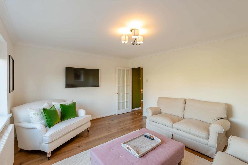 8483883-interior07-800.jpg
