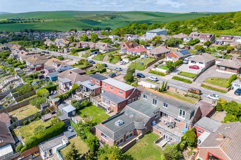 6 bedroom detached house for sale, Seaview Road, Newhaven