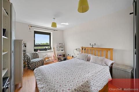 2 bedroom apartment for sale, Warple Way, London, W3
