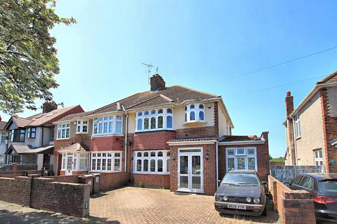 80 Burns Way, Hounslow, TW5 9BB
