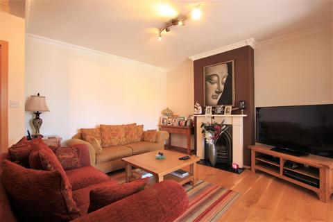 80 Burns Way, Hounslow, TW5 9BB