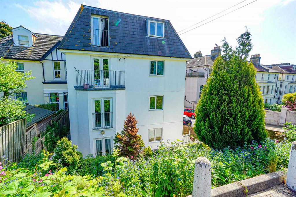 Brittany Road, St. LeonardsOnSea 8 bed block of apartments for sale £650,000