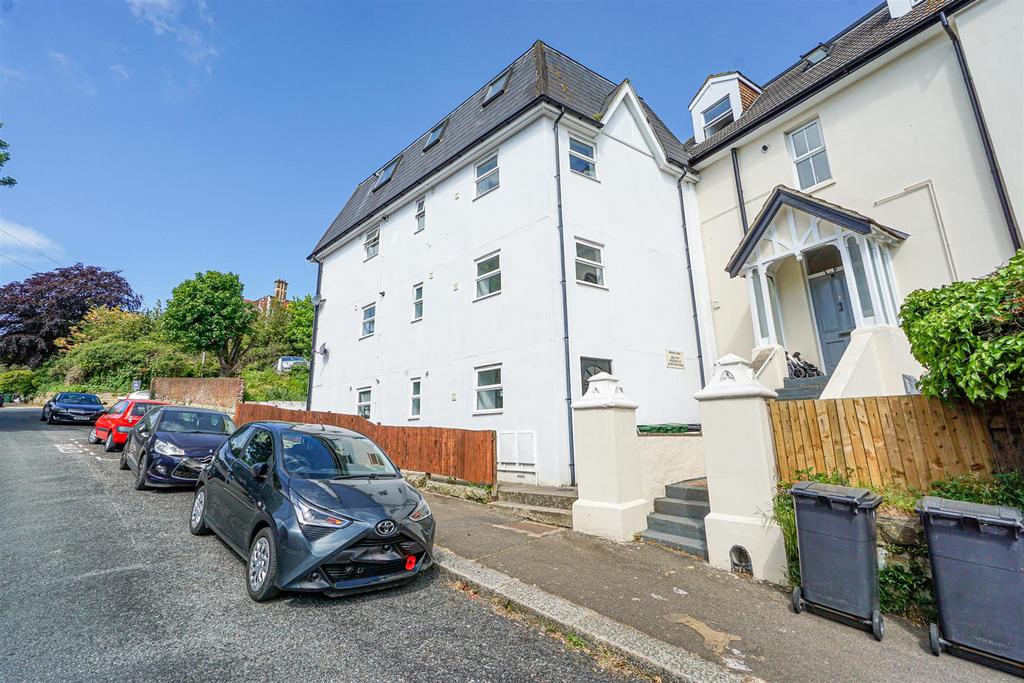 Brittany Road, St. LeonardsOnSea 8 bed block of apartments £650,000