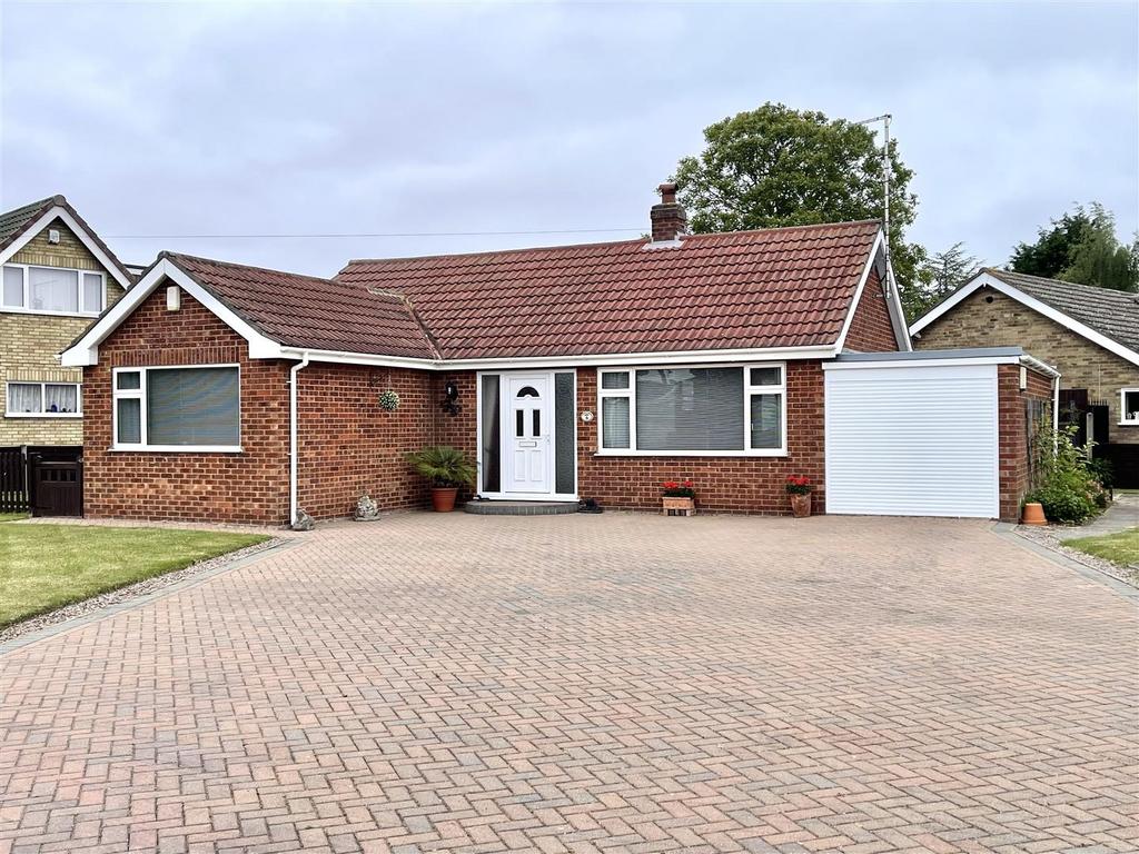 Lincoln Way, Spalding 2 bed detached bungalow for sale £245,000