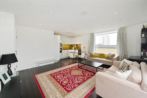 2 bedroom flat for sale, Ravensbourne Apartments, 5 Central Avenue, London SW6