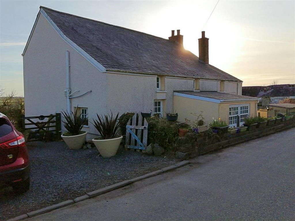 Blaenycoed Road, Blaenycoed, Carmarthen 3 bed property with land £600,000