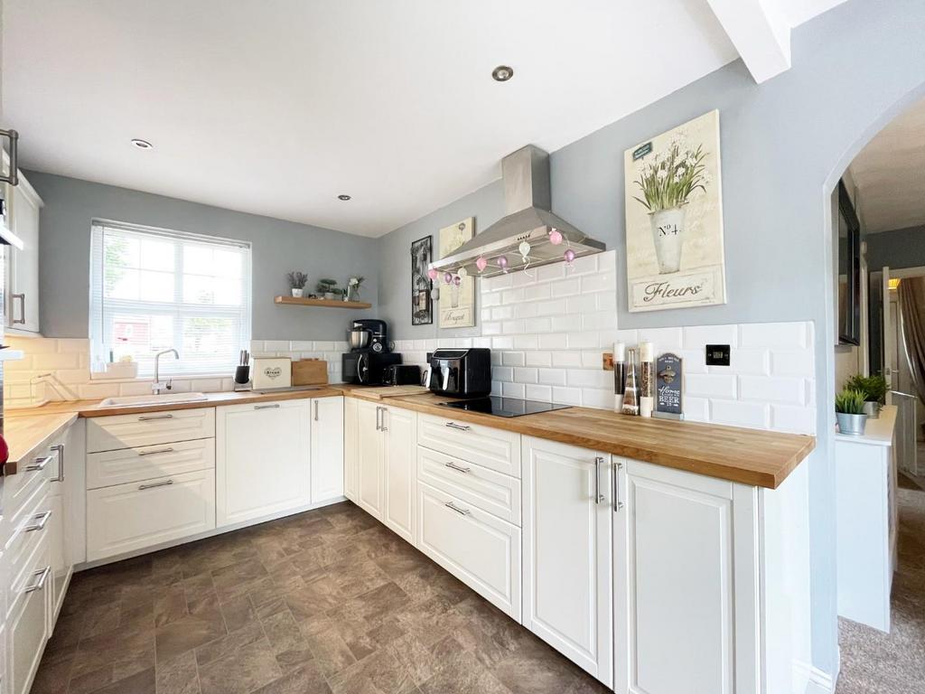 Kitchen breakfast room