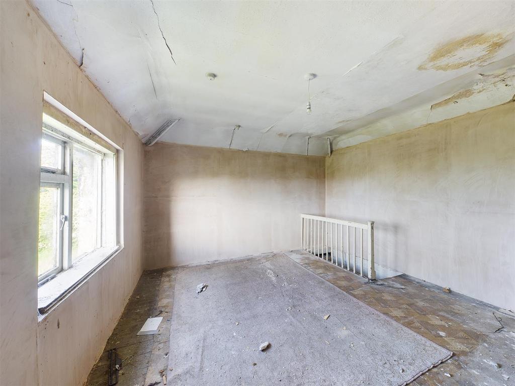 Bedroom: