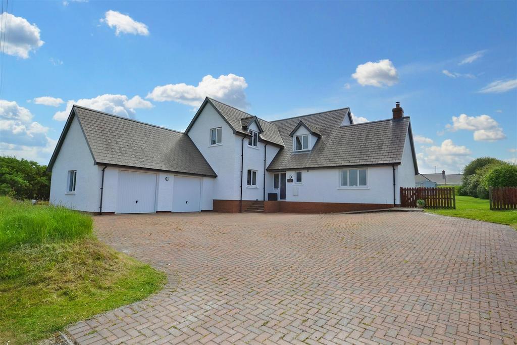 Glebe Lane, Marloes 5 bed detached house for sale £600,000