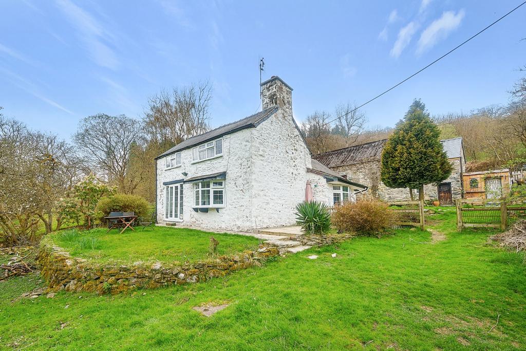 Llandrillo, Corwen, DENBIGHSHIRE 3 bed detached house for sale £575,000