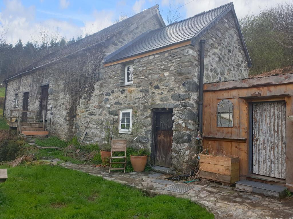 Llandrillo, Corwen, DENBIGHSHIRE 3 bed detached house for sale £575,000