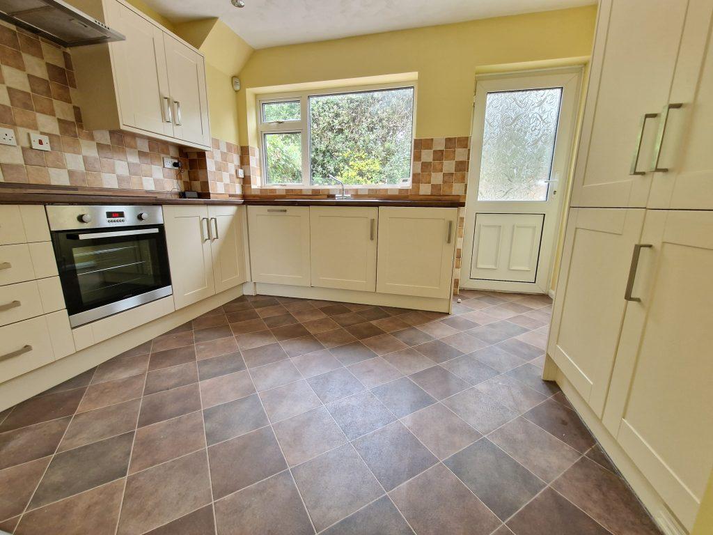 School Road, Edgmond 4 bed detached house for sale £435,000