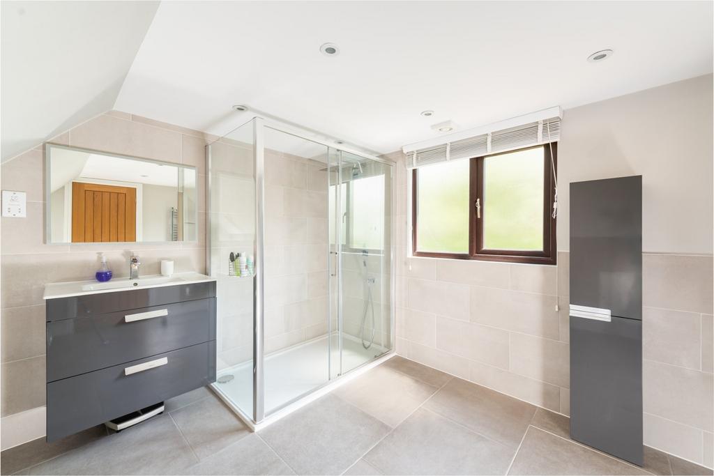 Bedroom One En Suite