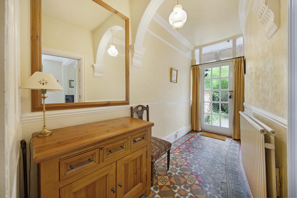 Wellingborough Road, Rushden, NN10 4 bed semidetached house for sale