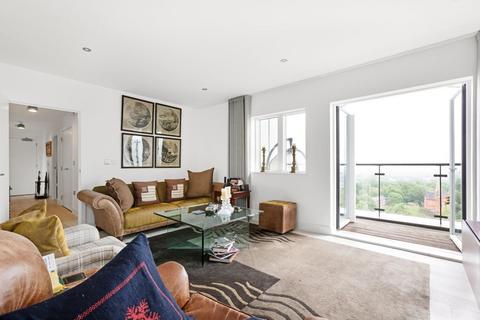 3 bedroom apartment for sale, Sylvan Hill, Upper Norwood, London, SE19