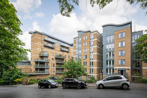 3 bedroom apartment for sale, Sylvan Hill, Upper Norwood, London, SE19