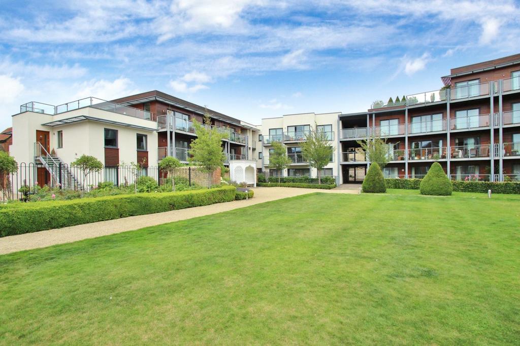 The Old Gaol, Abingdon OX14 2 bed apartment £1,600 pcm (£369 pw)