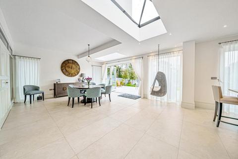 5 Scotts Avenue, Bromley, BR2 0LG