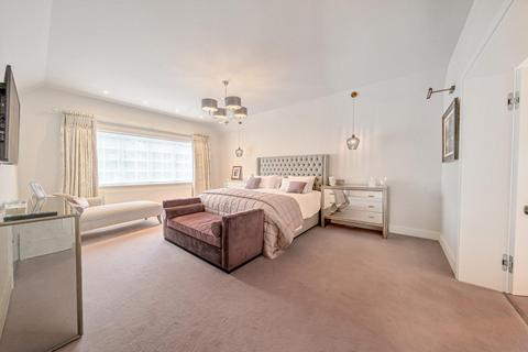 5 Scotts Avenue, Bromley, BR2 0LG