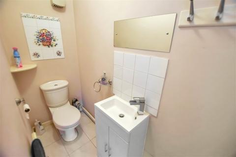 18 Balmoral Road, Widnes, WA8 9HH