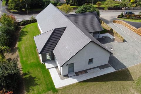Acerwood Horseshoe Drive, Crieff, PH7 4LT