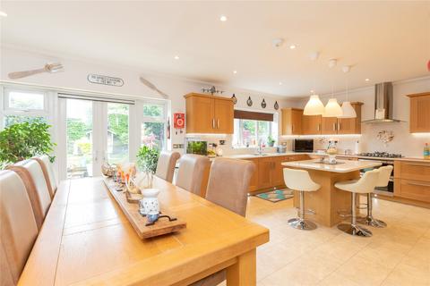 5 bedroom detached house for sale, High Street, Sandhurst, Berkshire, GU47