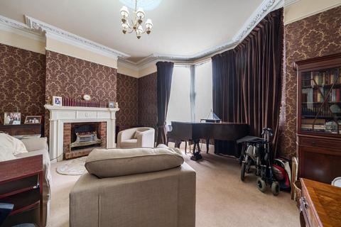 87 Venner Road, London, SE26 5HU