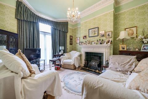 87 Venner Road, London, SE26 5HU