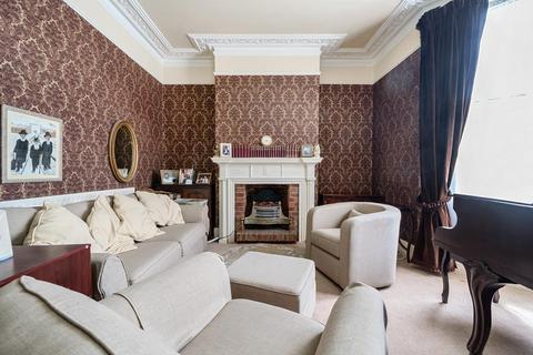 87 Venner Road, London, SE26 5HU