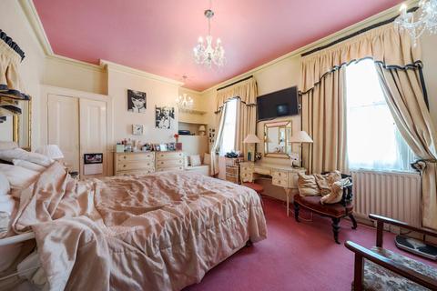 87 Venner Road, London, SE26 5HU