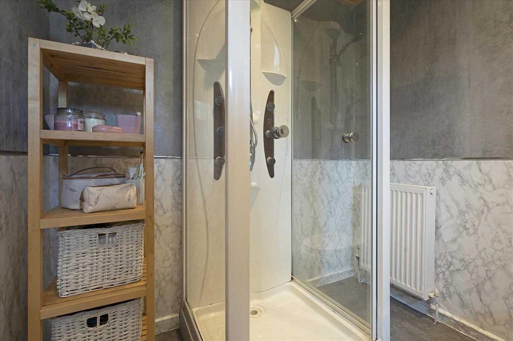 Shower Room (2)