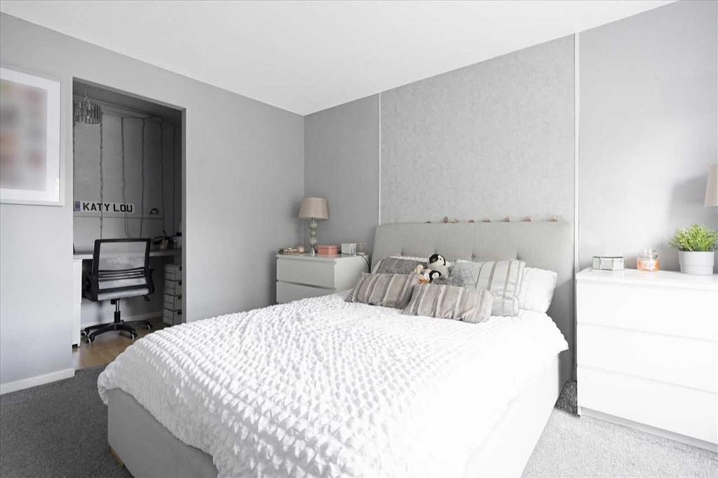 Bedroom One (2)