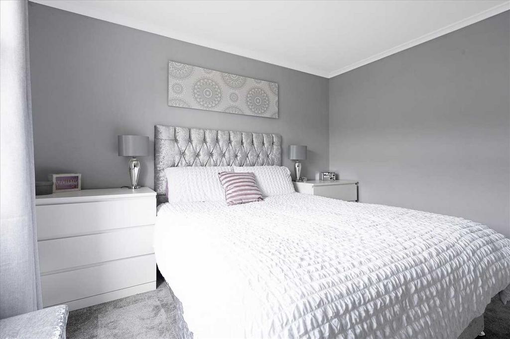 Bedroom Two (2)