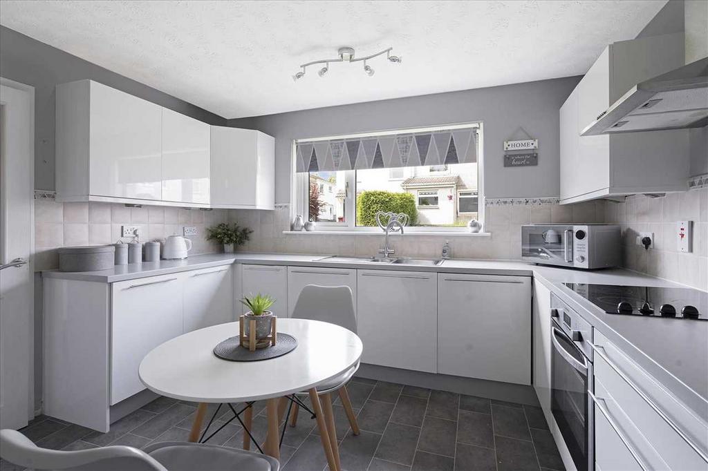 Kitchen Dining (2)
