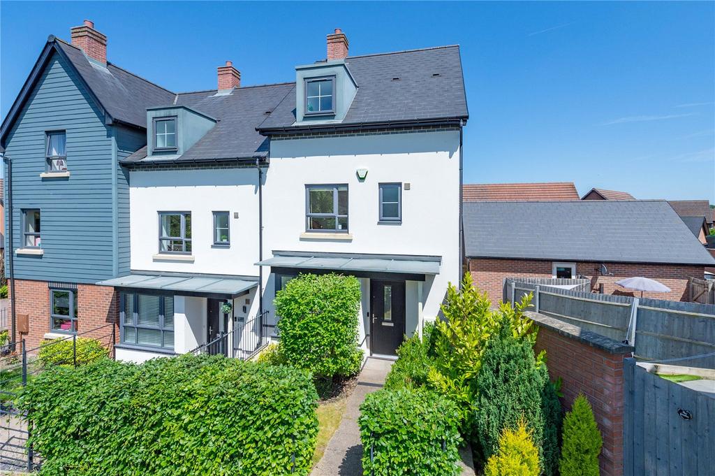 Duddell Street, Lawley Village, Telford, Shropshire, TF4 4 bed end of