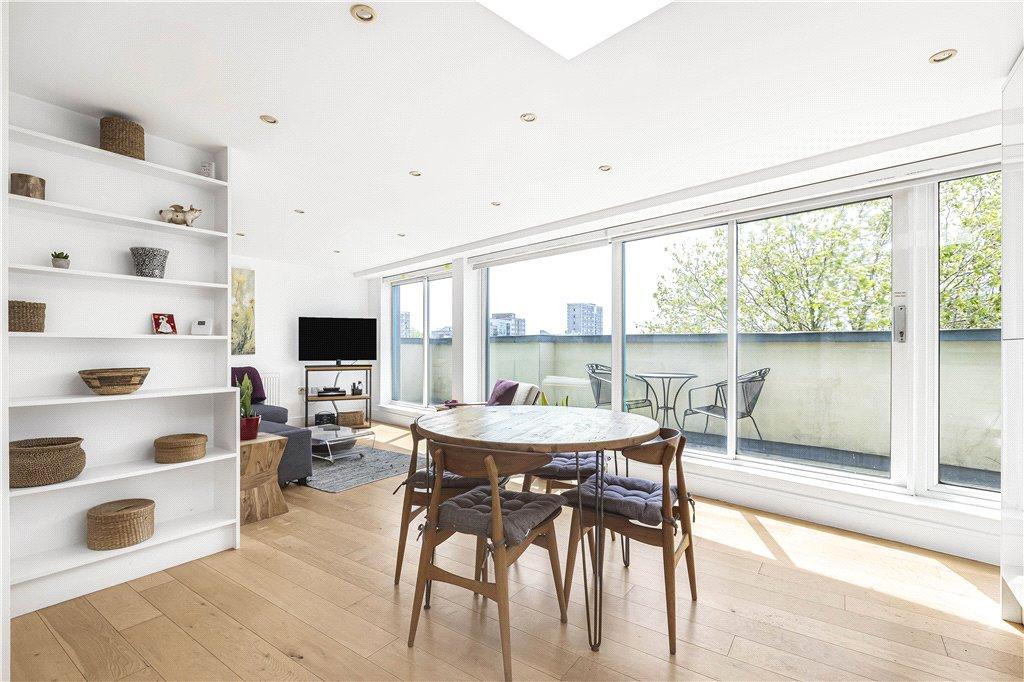 Reception/Kitchen