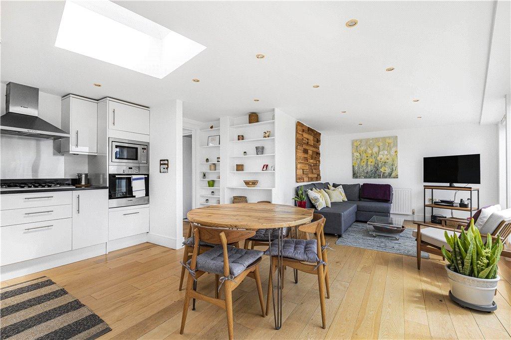 Reception/Kitchen
