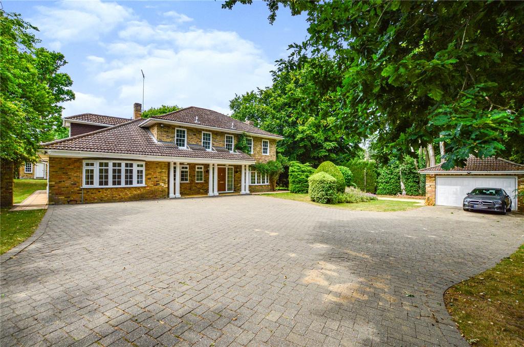 Old Avenue, West Byfleet, Surrey, KT14 5 bed detached house £4,995