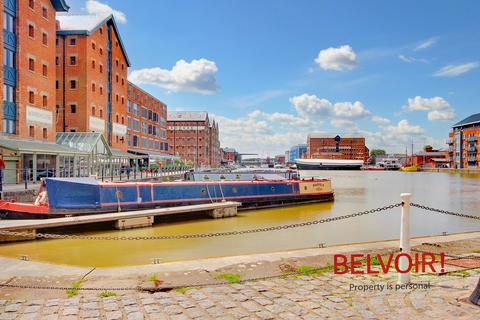 undefined, Commercial Road, The Docks, Gloucester, GL1