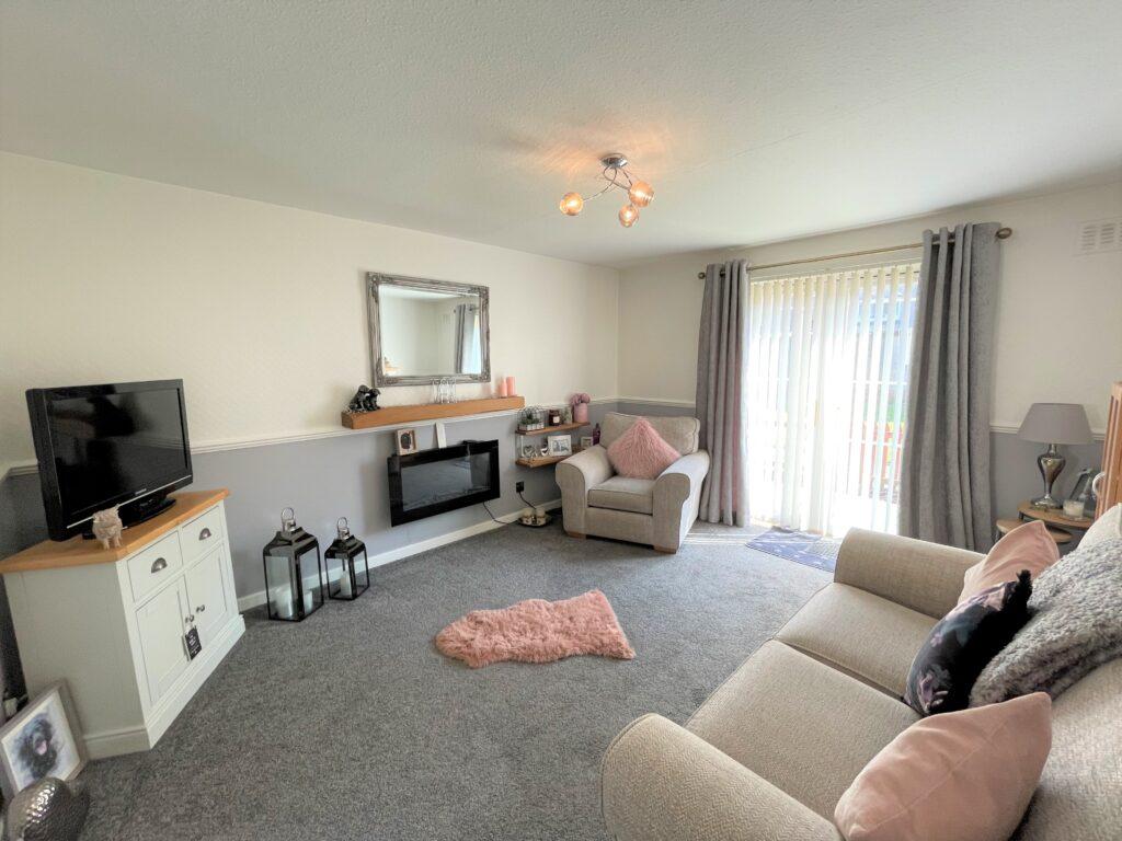 7b Bothwell Court, Hawick TD9 7EP 1 bed flat for sale £65,000