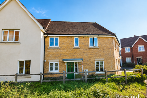2 bedroom terraced house to rent, Braganza Way, Springfield, CM1