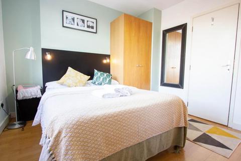 Studio to rent, North Gower Street, Euston, London, NW1