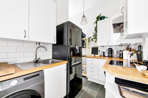 1 bedroom apartment for sale, Rosendale Road, Dulwich, London, SE21